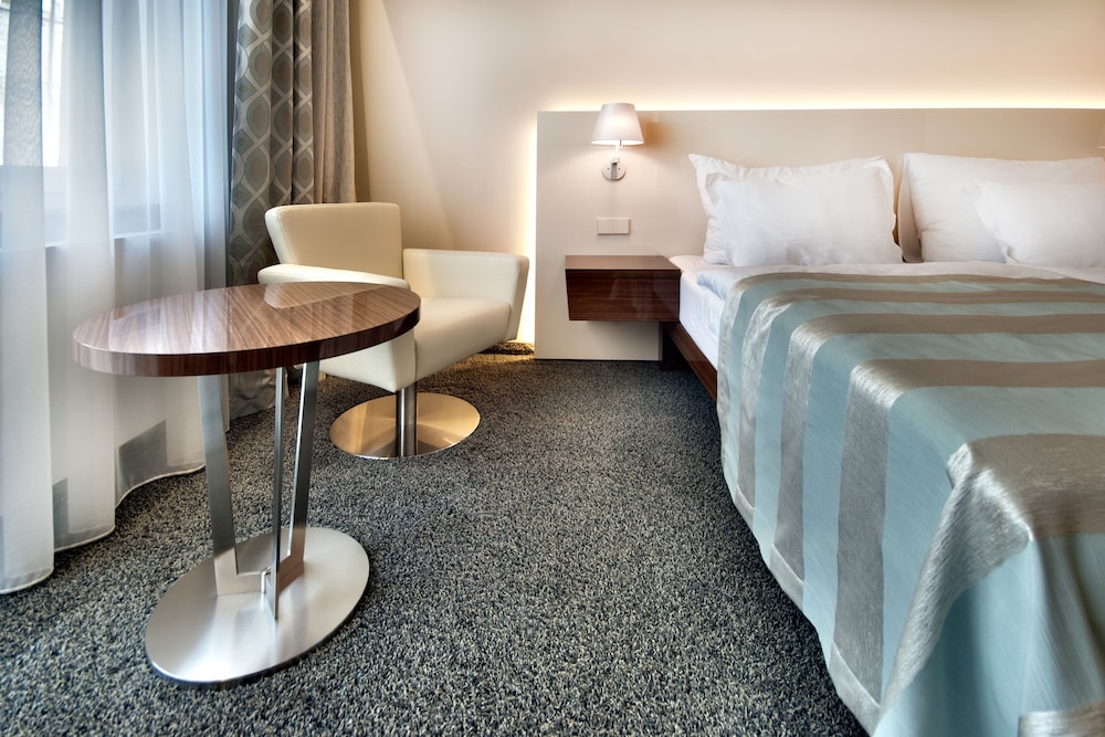 Luxury Spa & Wellness Hotel Prezident 12/68