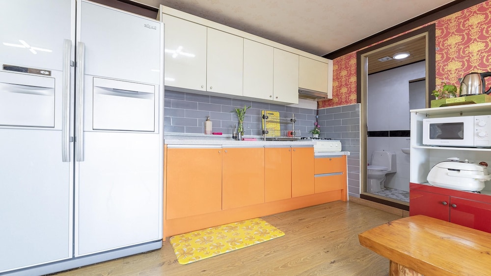 Ganghwa Western Beach Pension 7/50