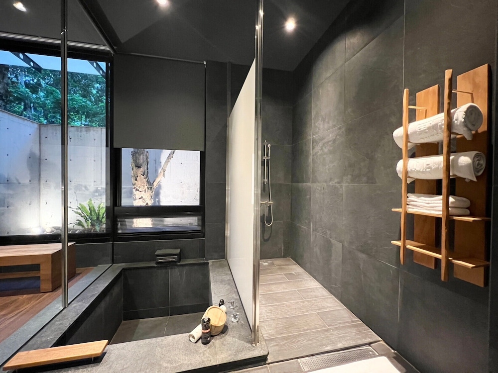 Onsen Papawaqa 39/65
