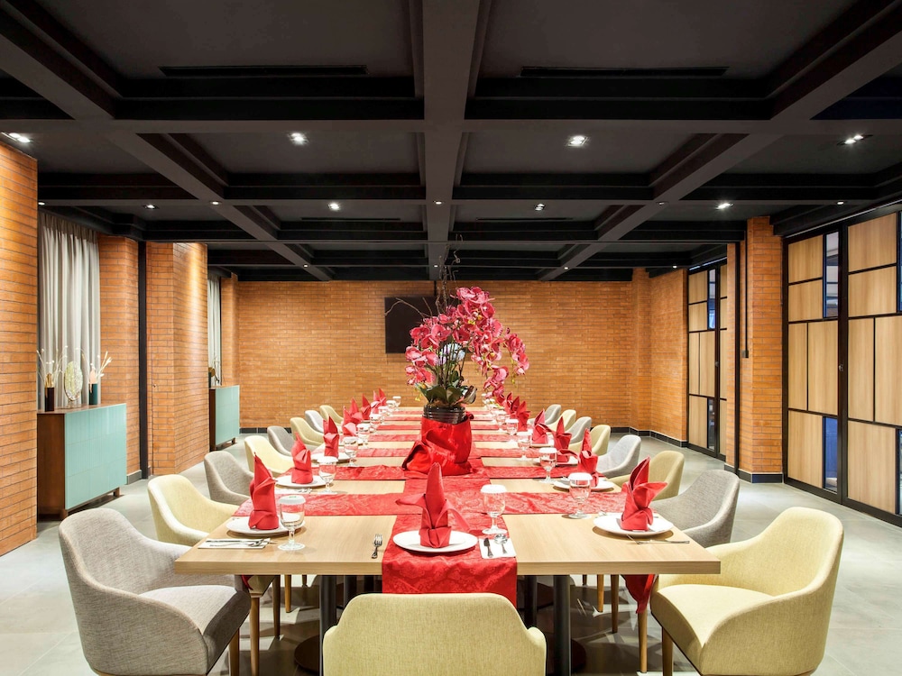 Ibis Styles Bekasi Jatibening 60/72