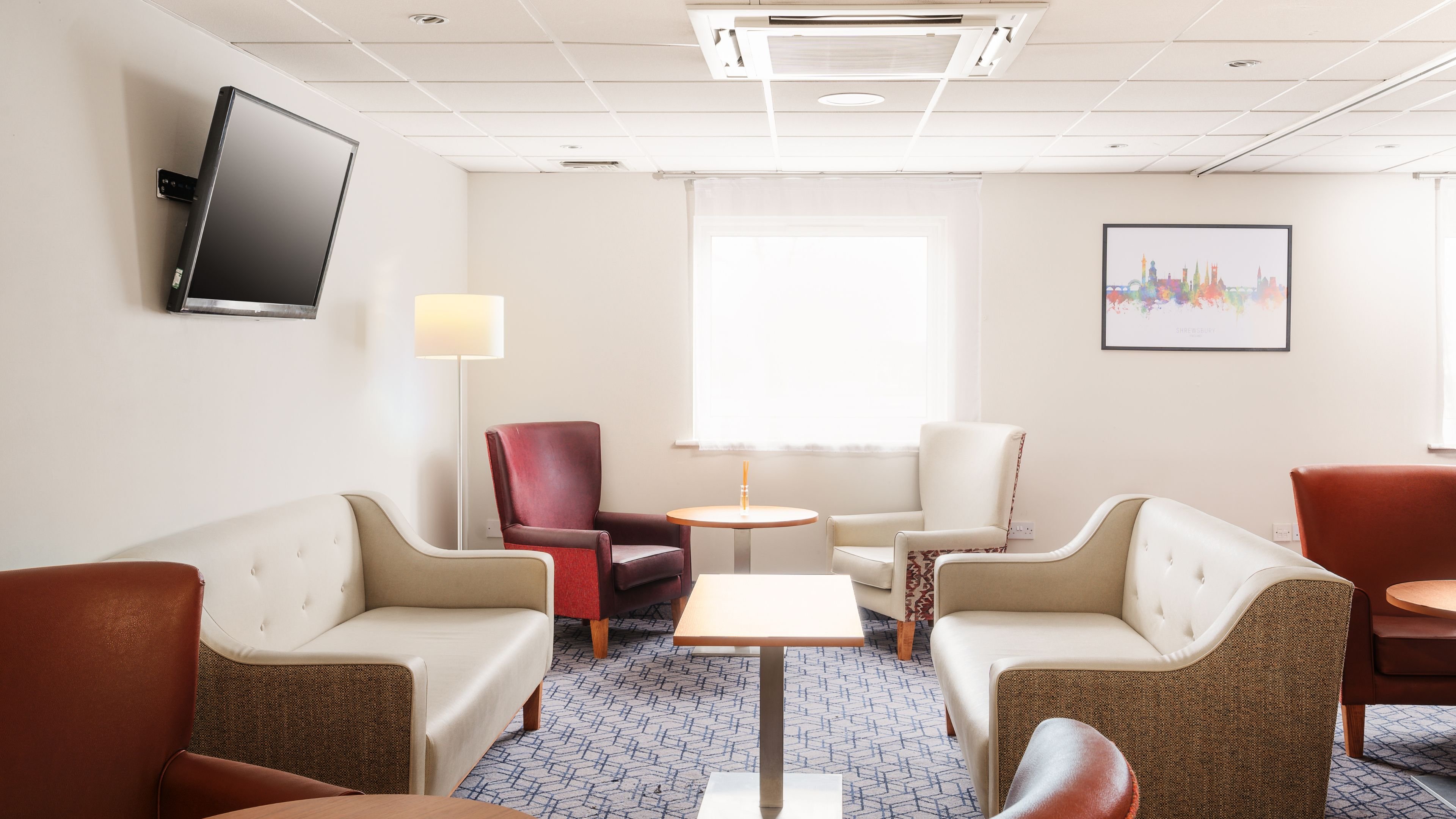 HOLIDAY INN EXPRESS SHREWSBURY 16/40