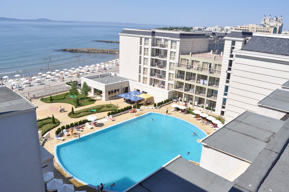 Festa Pomorie Resort
