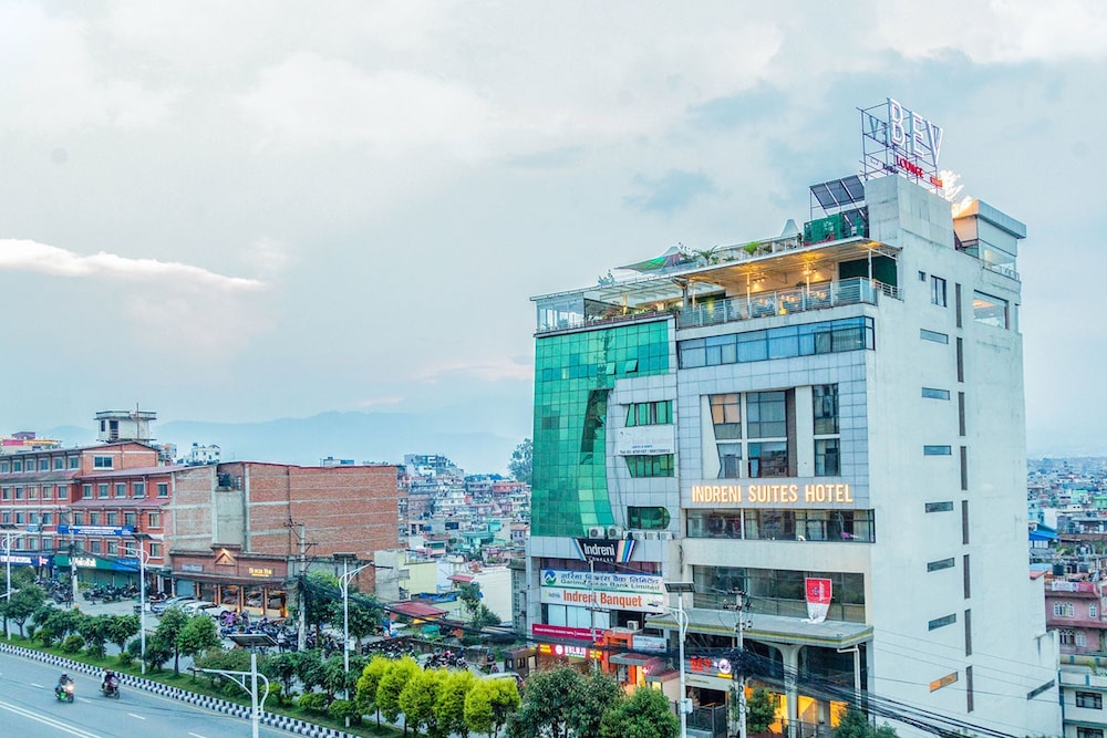 Indreni Suites Hotel 1/36