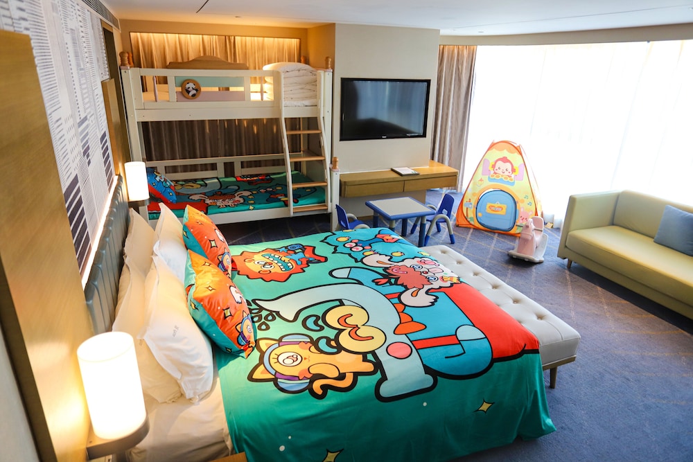 Holiday Inn and Suites LANZHOU CENTER 34/37