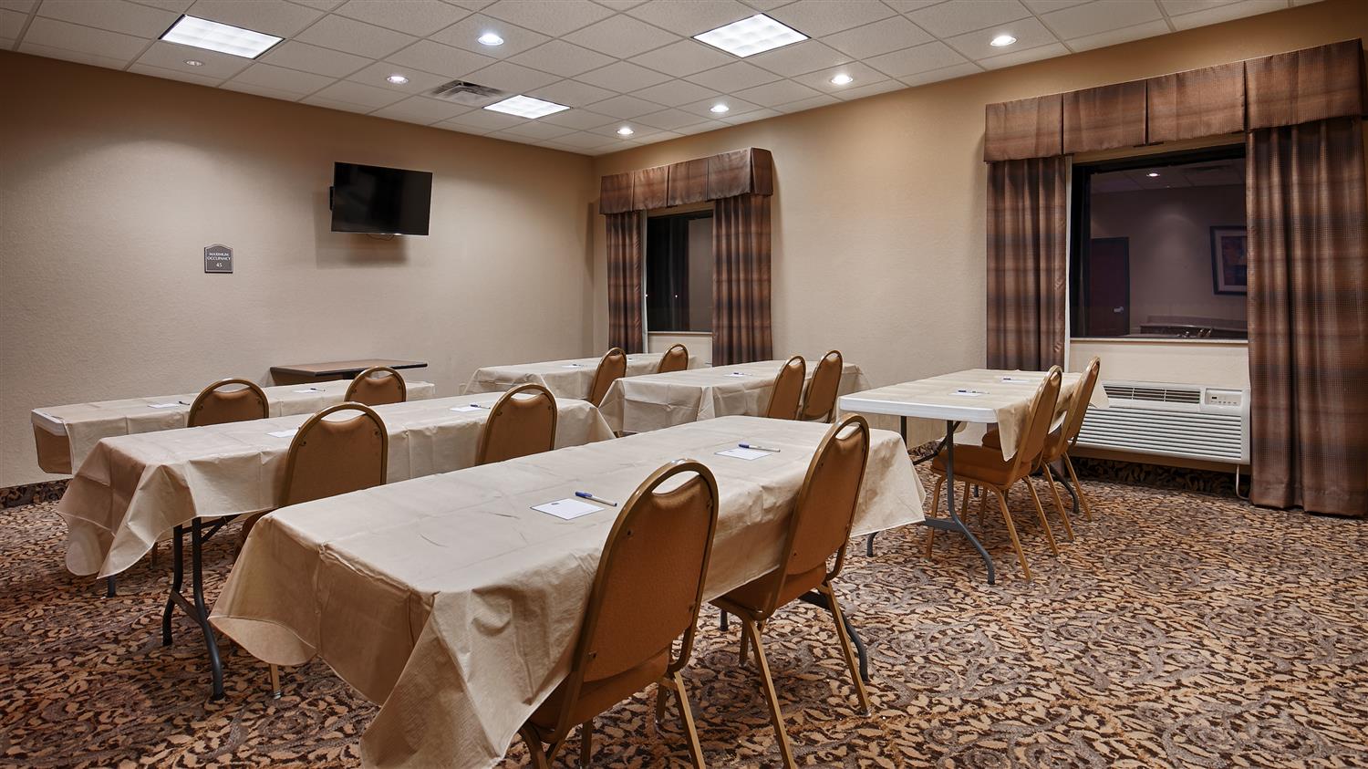Hondo Inn Hotel 16/21