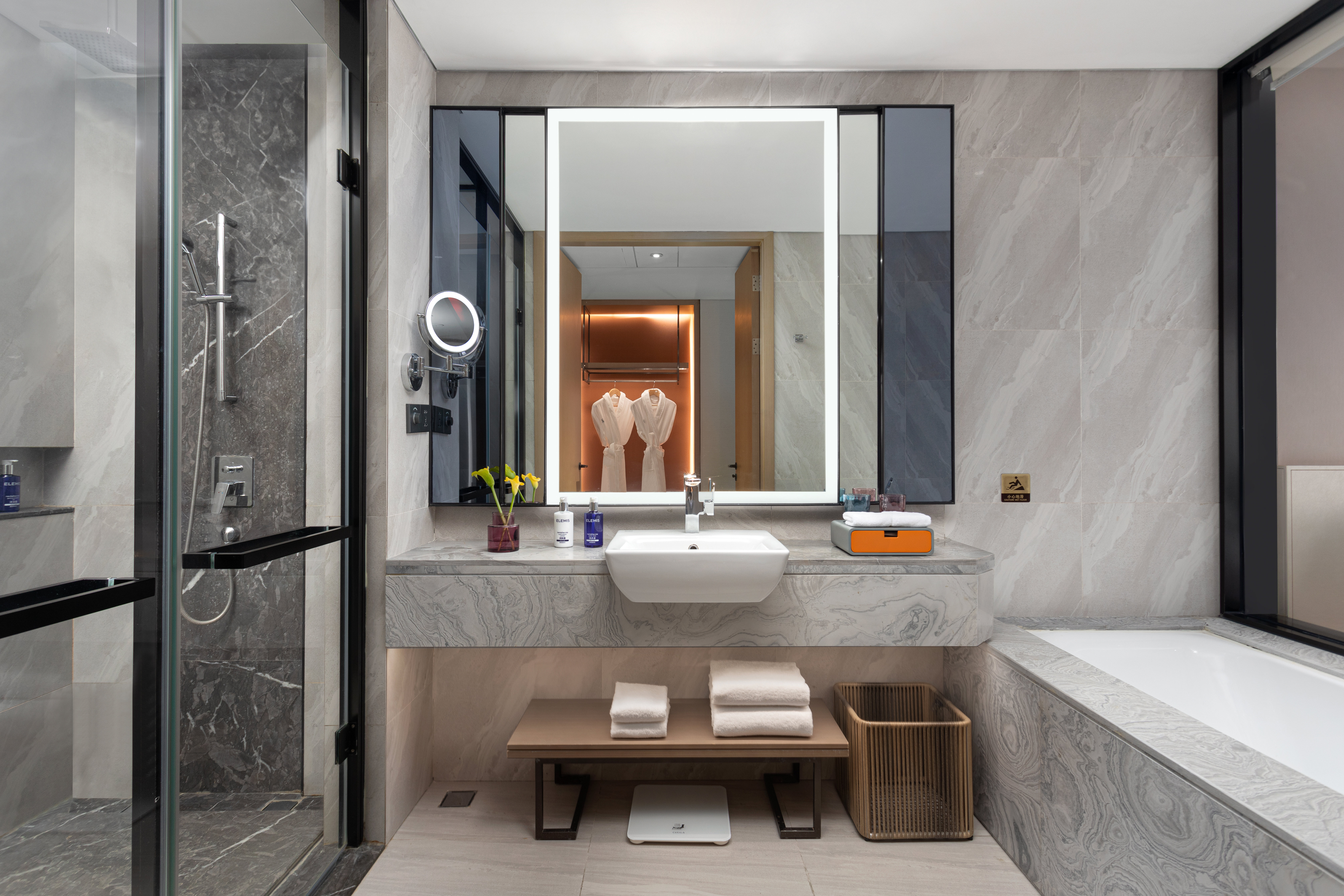 voco Shanghai Hongqiao Hub by IHG 41/45