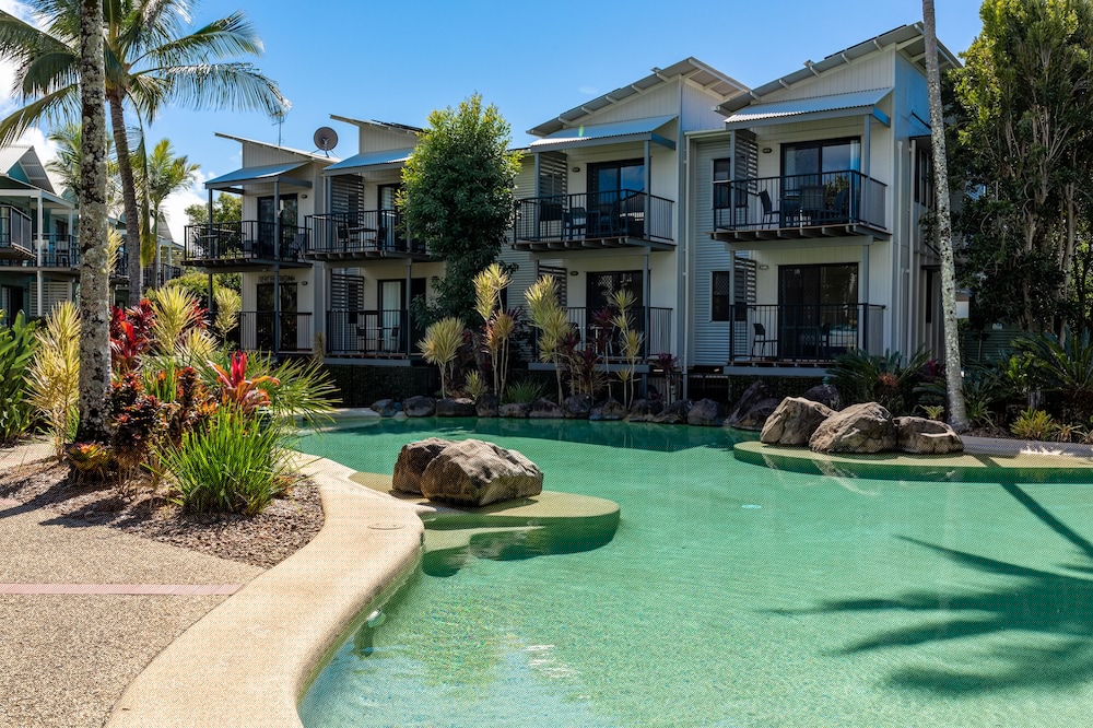 Noosa Lakes Resort 40/50