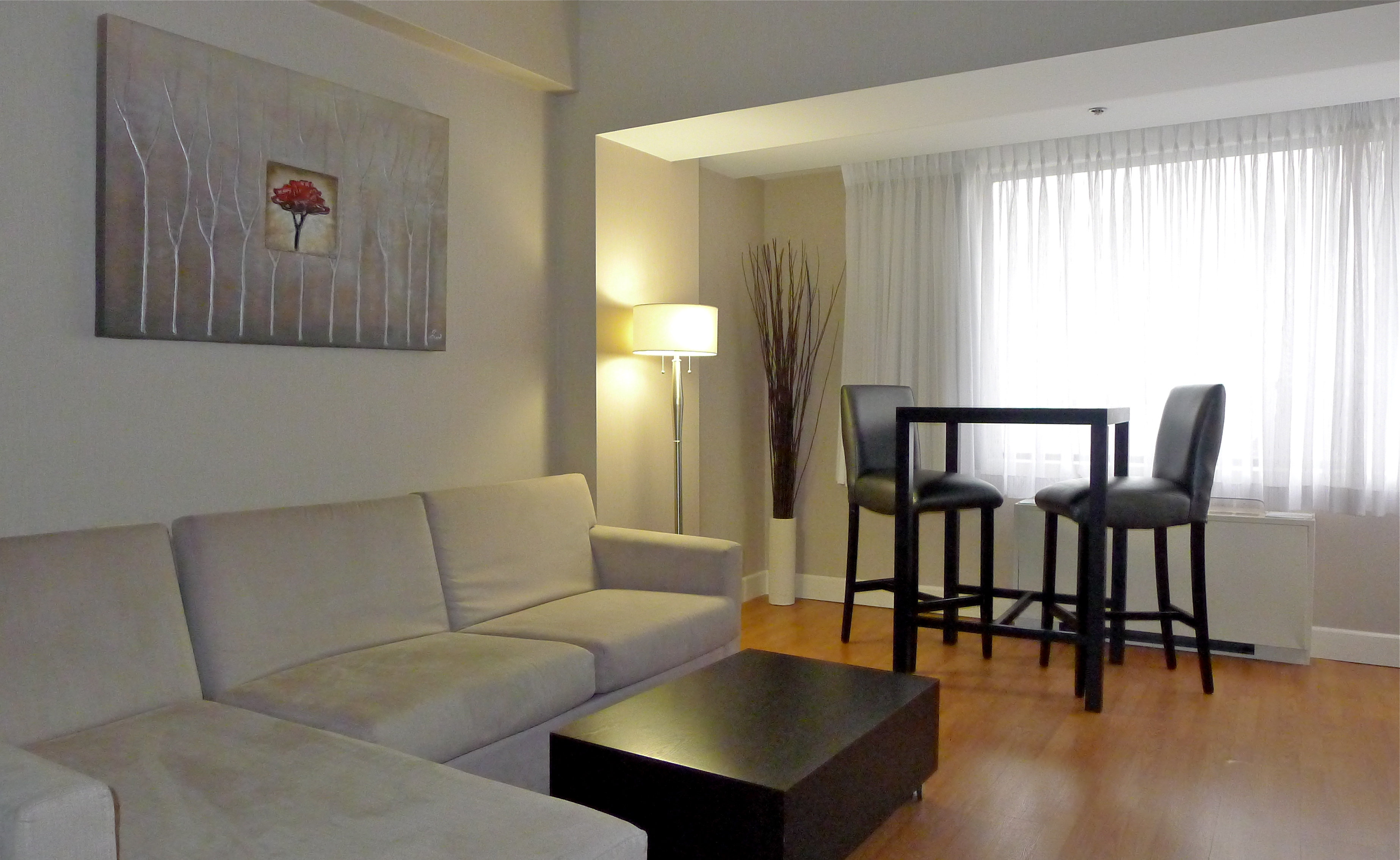 Armon Plaza Montreal Airport 33/62