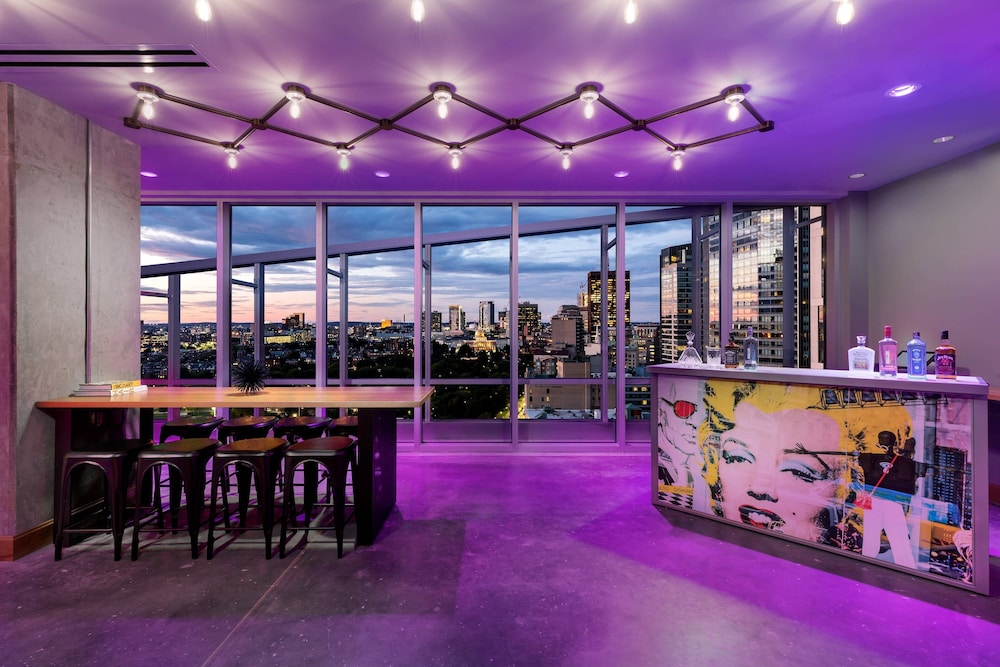 Moxy Boston Downtown 64/68