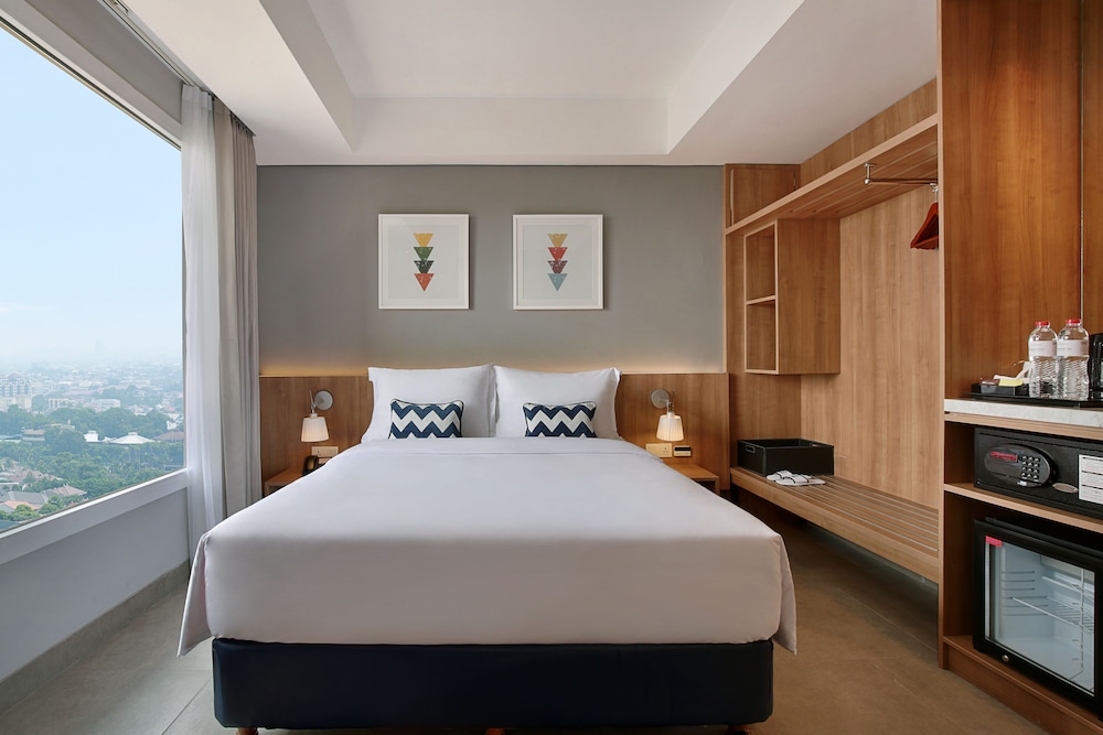 Swiss-Belinn Simatupang 16/57