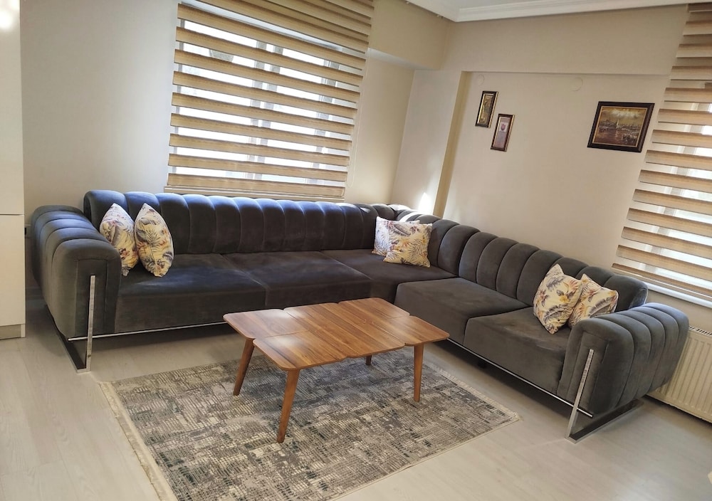 Araz Apart 15/33