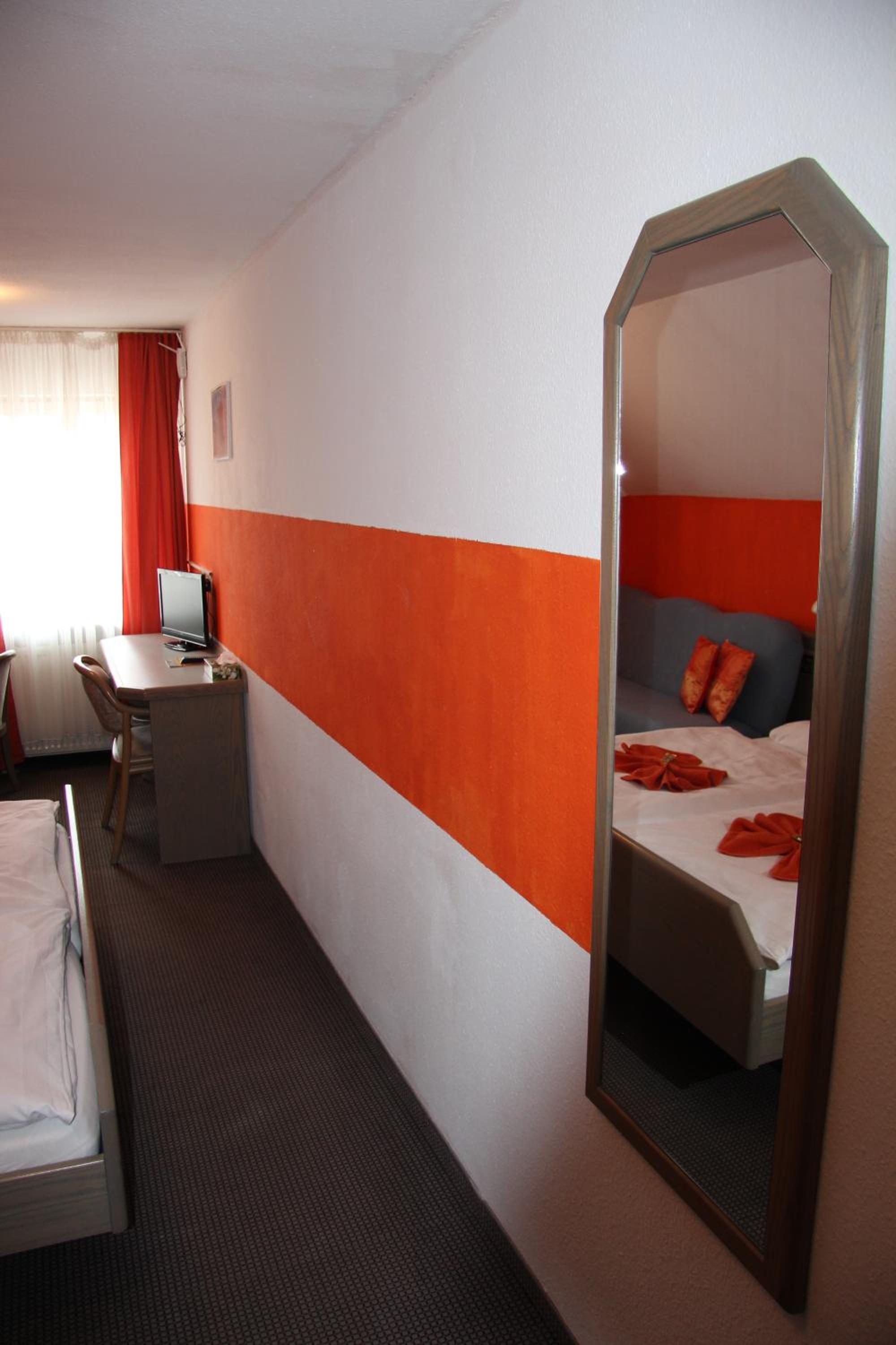 غرفة ديلوكس بسرير مزدوج، Hotel am Schloss Neuenstein 7/10
