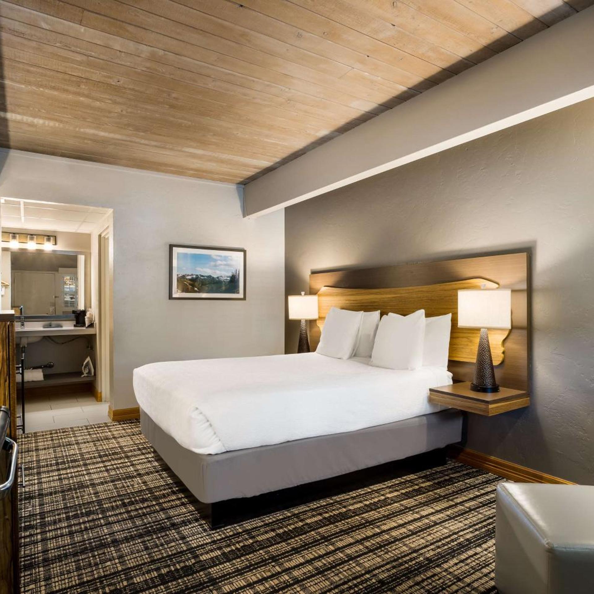 Room, King Bed, Queen Bed