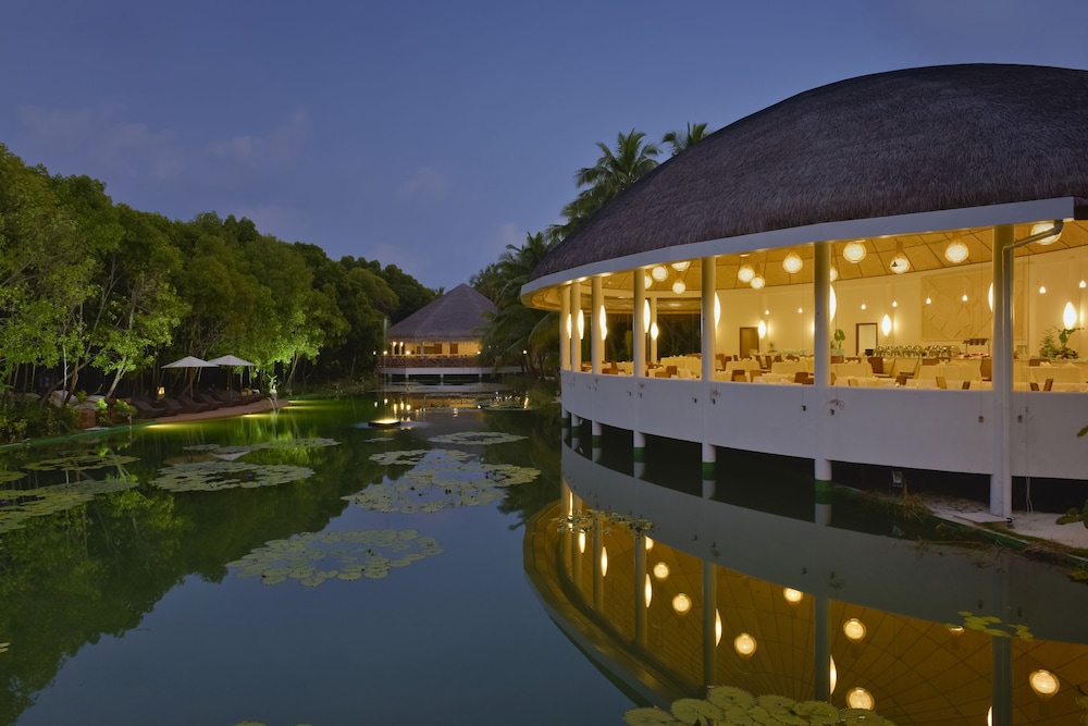 Dreamland The Unique Sea & Lake Resort Spa 2/41