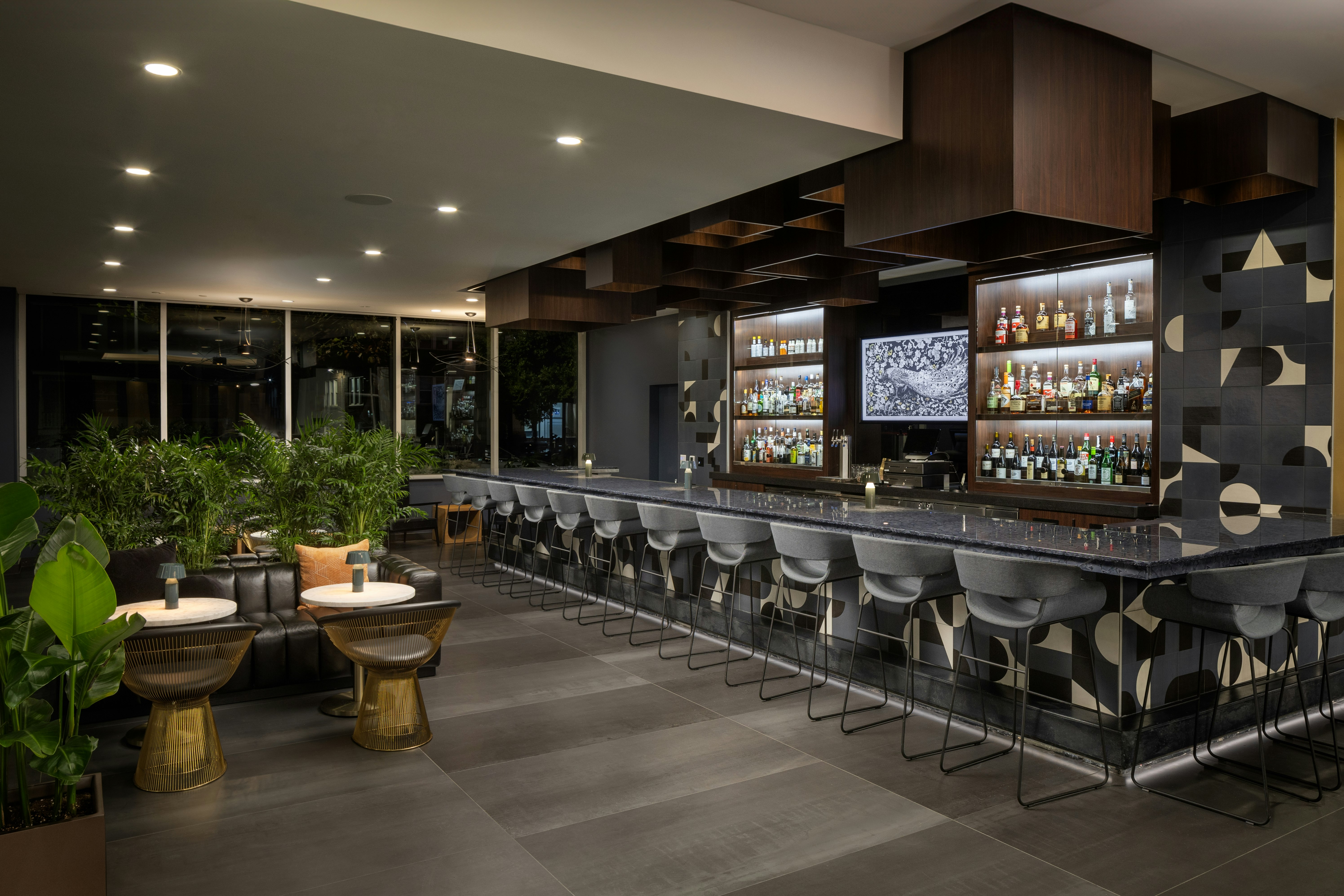 Hampton Inn & Suites Rochester Downtown 8/40