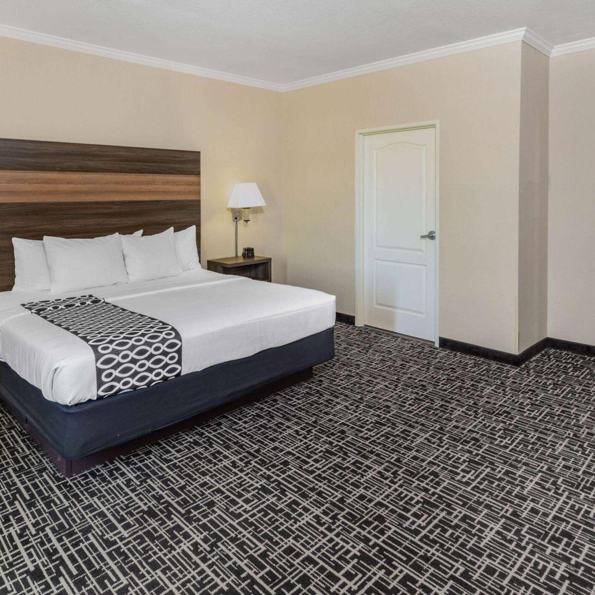 جناح عائلي ديلوكس، La Quinta Inn & Suites by Wyndham Garland Harbor Point 2/6
