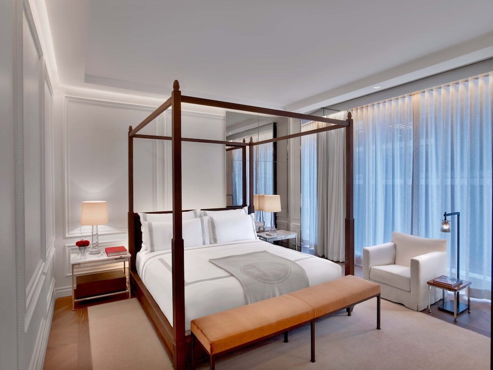 Baccarat Hotel And Residences New York 17/47
