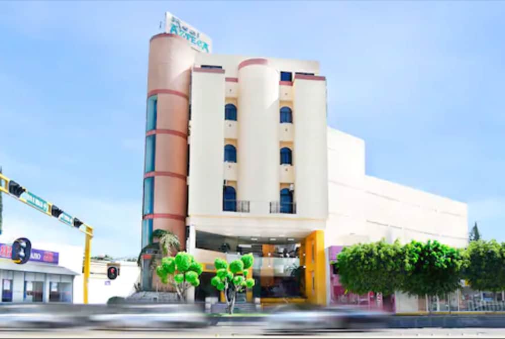 Real Azteca Hotel 1/25