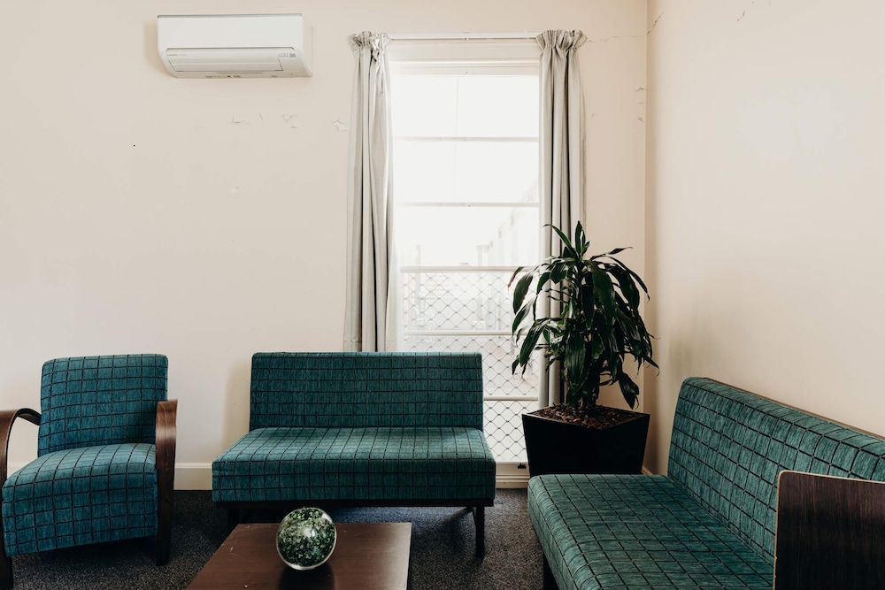 Port Macquarie Hotel 49/66