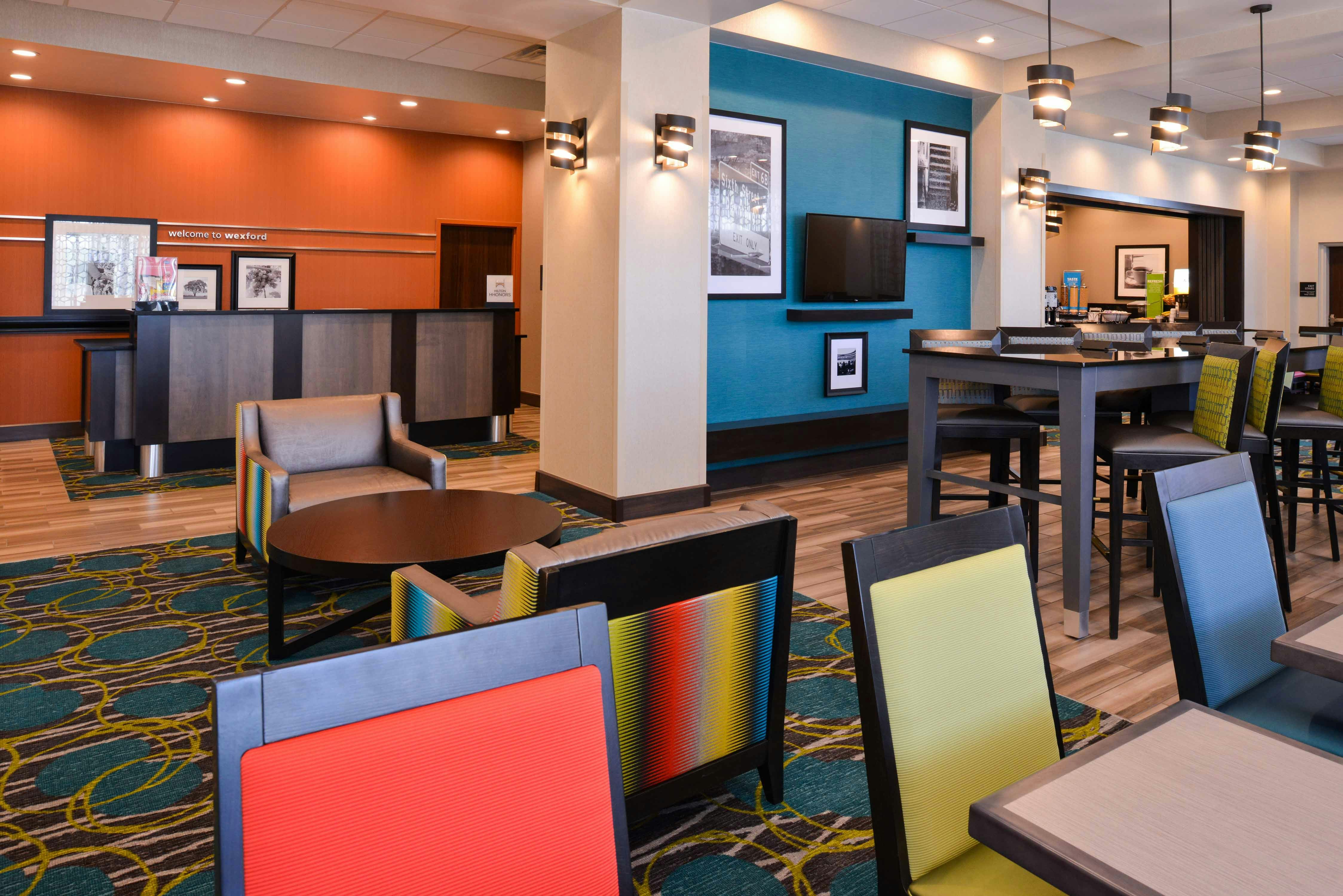 Hampton Inn Pittsburgh/Wexford-Sewickley 24/40