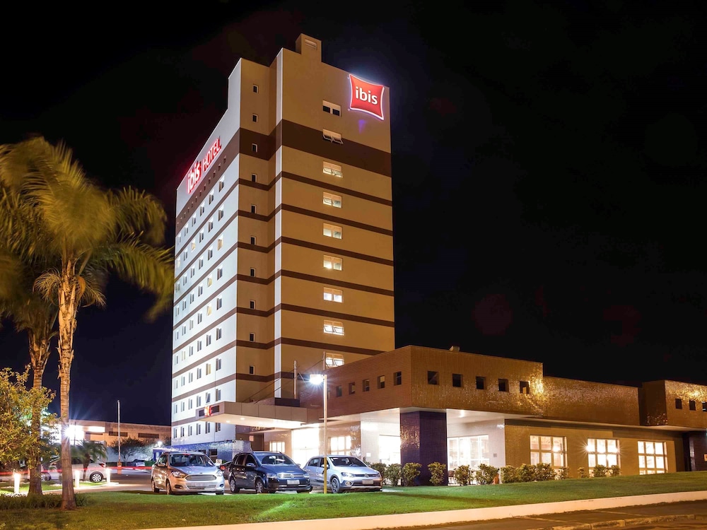 Ibis Aracatuba 4/48