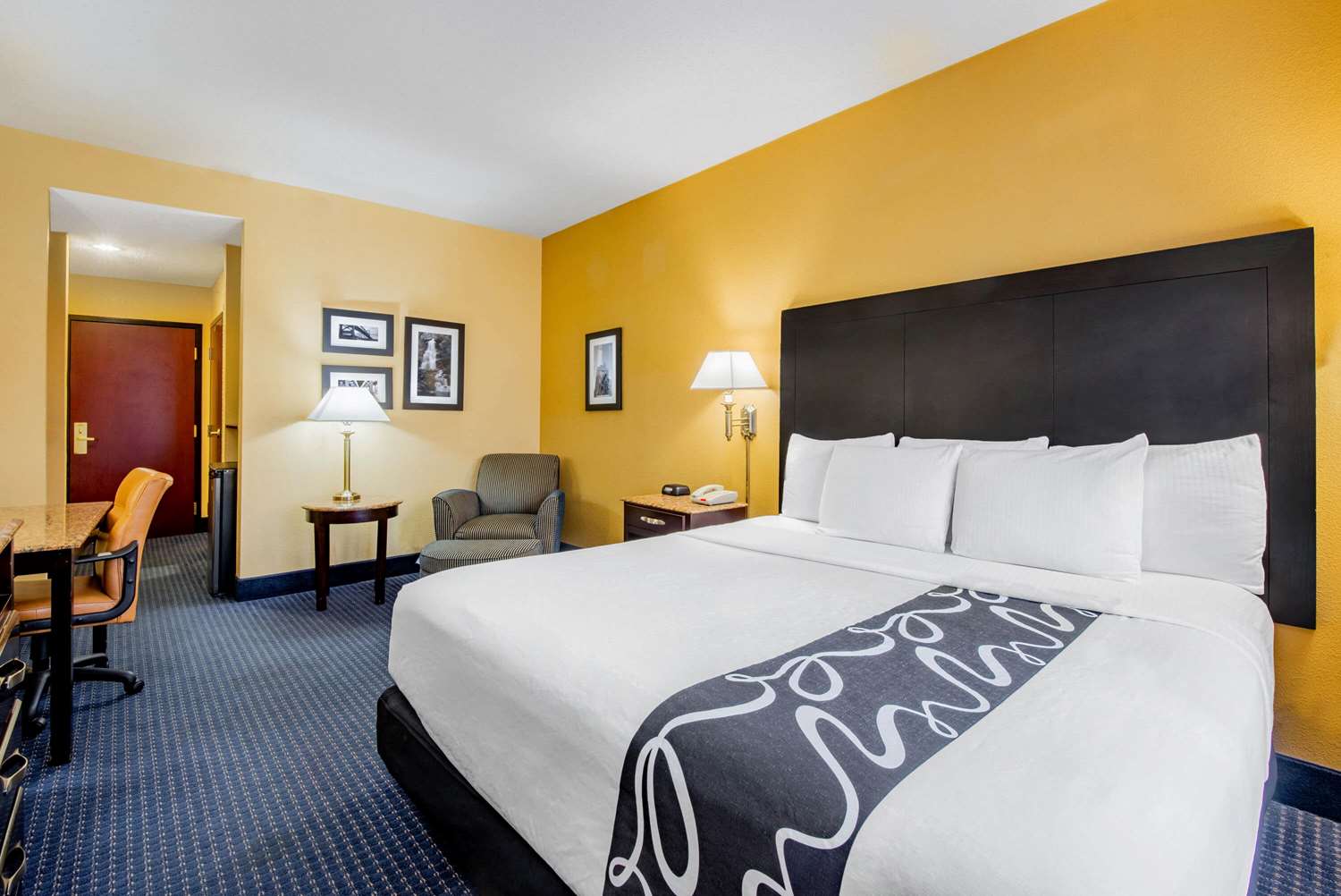 La Quinta Inn And Suites by Wyndham Mt. Laurel - Philadelphia 16/62
