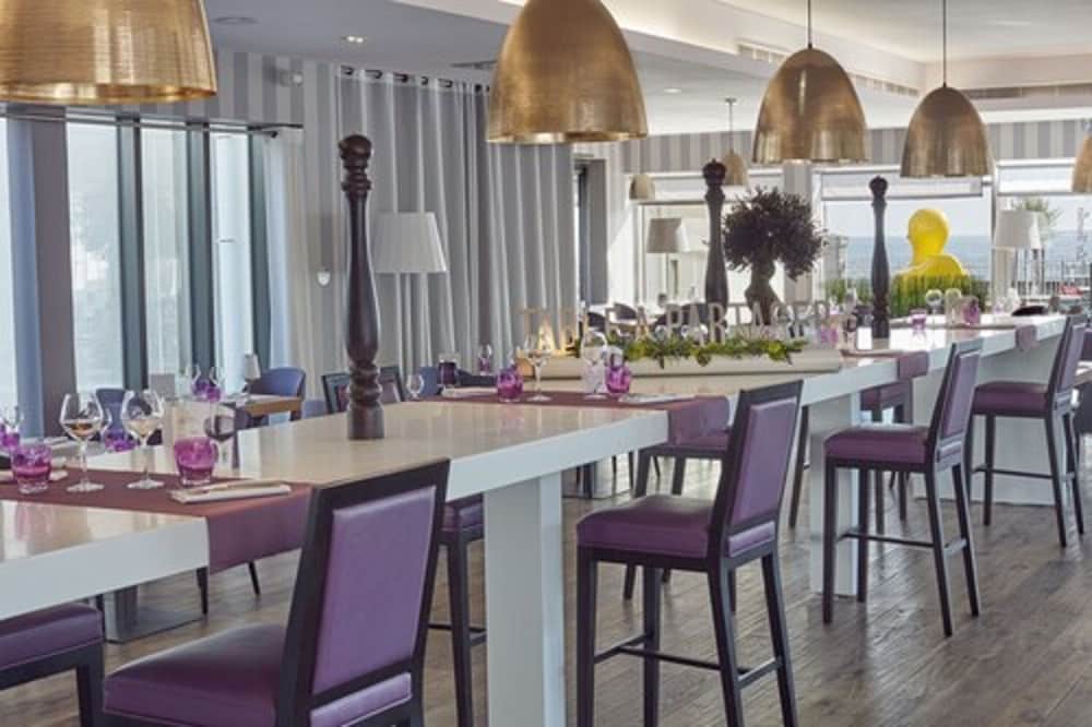 Relais Thalasso Baie De La Baule Chateau Des Tourelles 58/76
