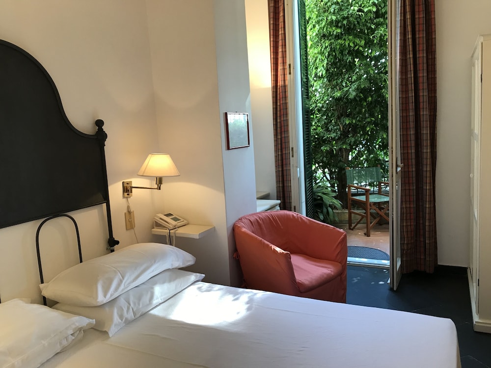 Hotel Beau Rivage 18/50