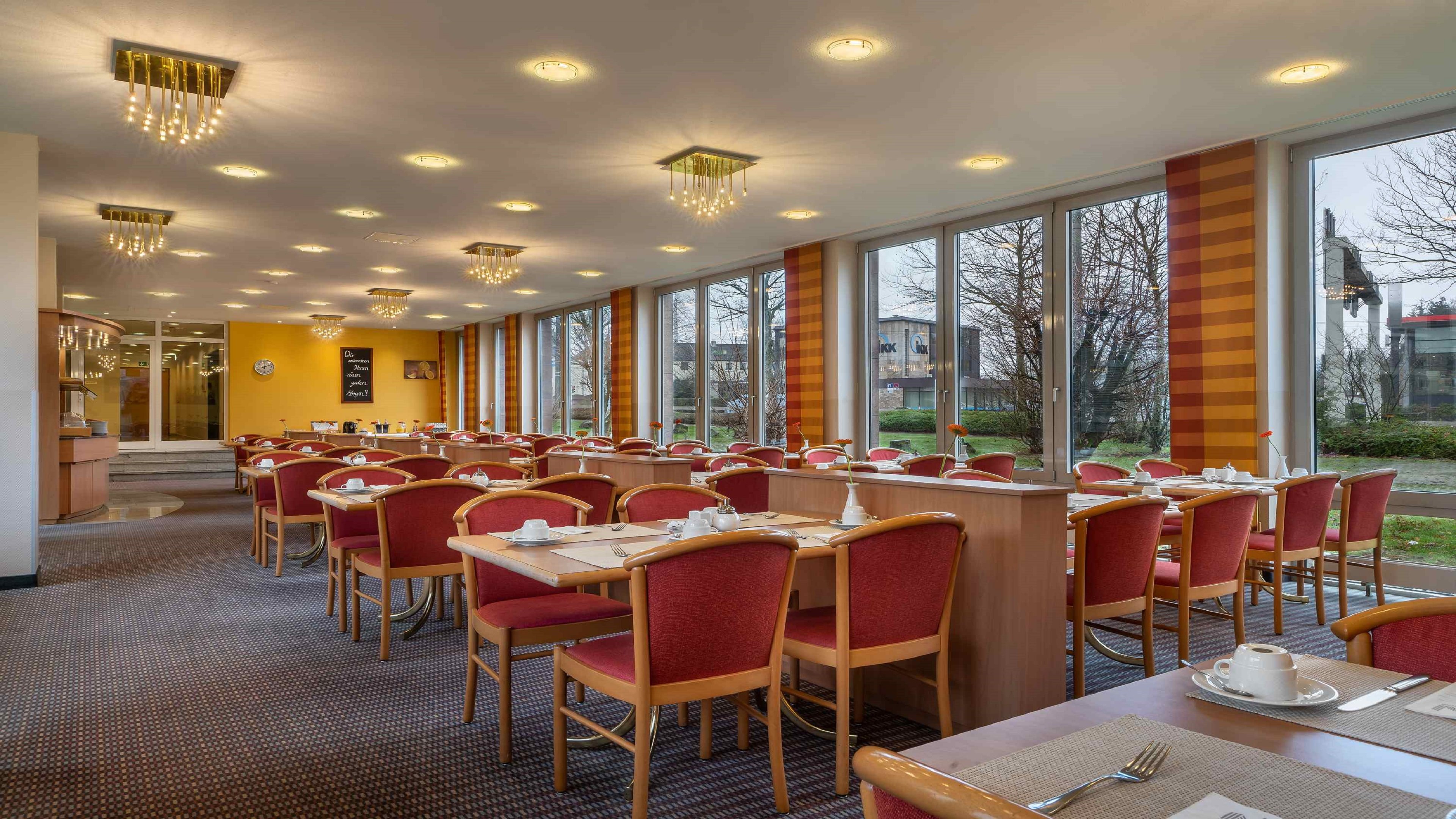 Holiday Inn - the niu, Blade Solingen by IHG 62/80