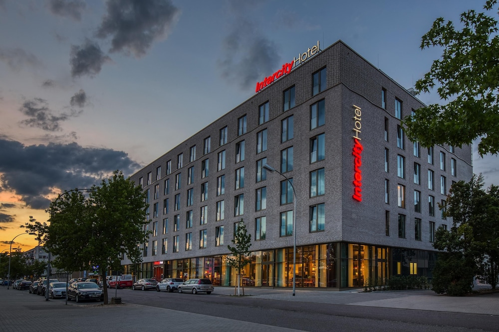 Intercityhotel Saarbrucken 11/50