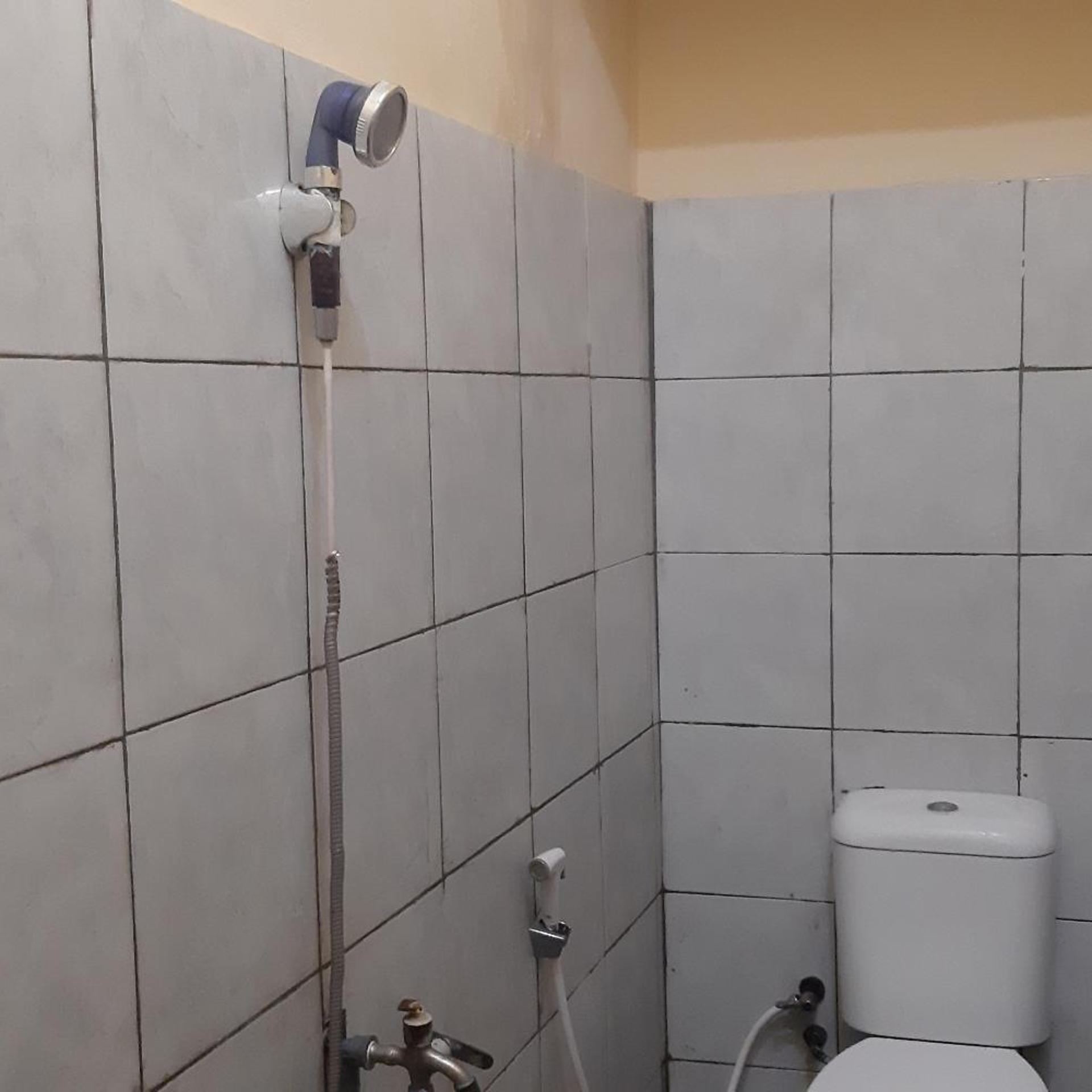 OYO 3895 D'Luck Homestay 37/37