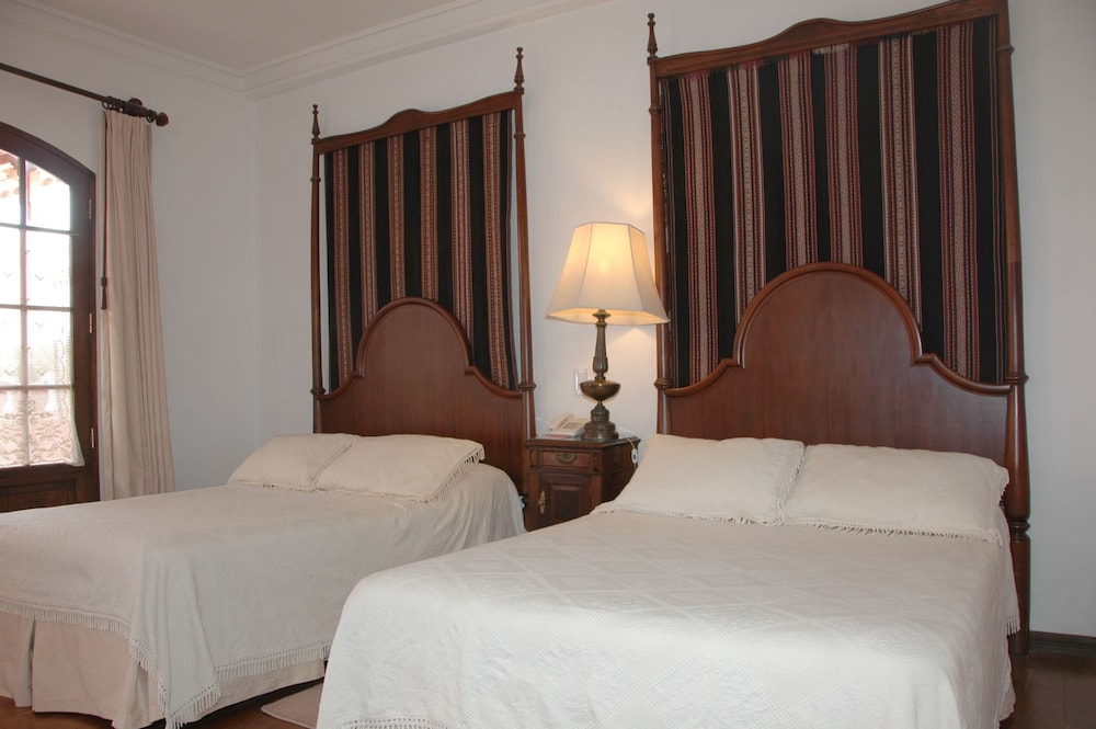 Parador Santa Maria La Real 10/36