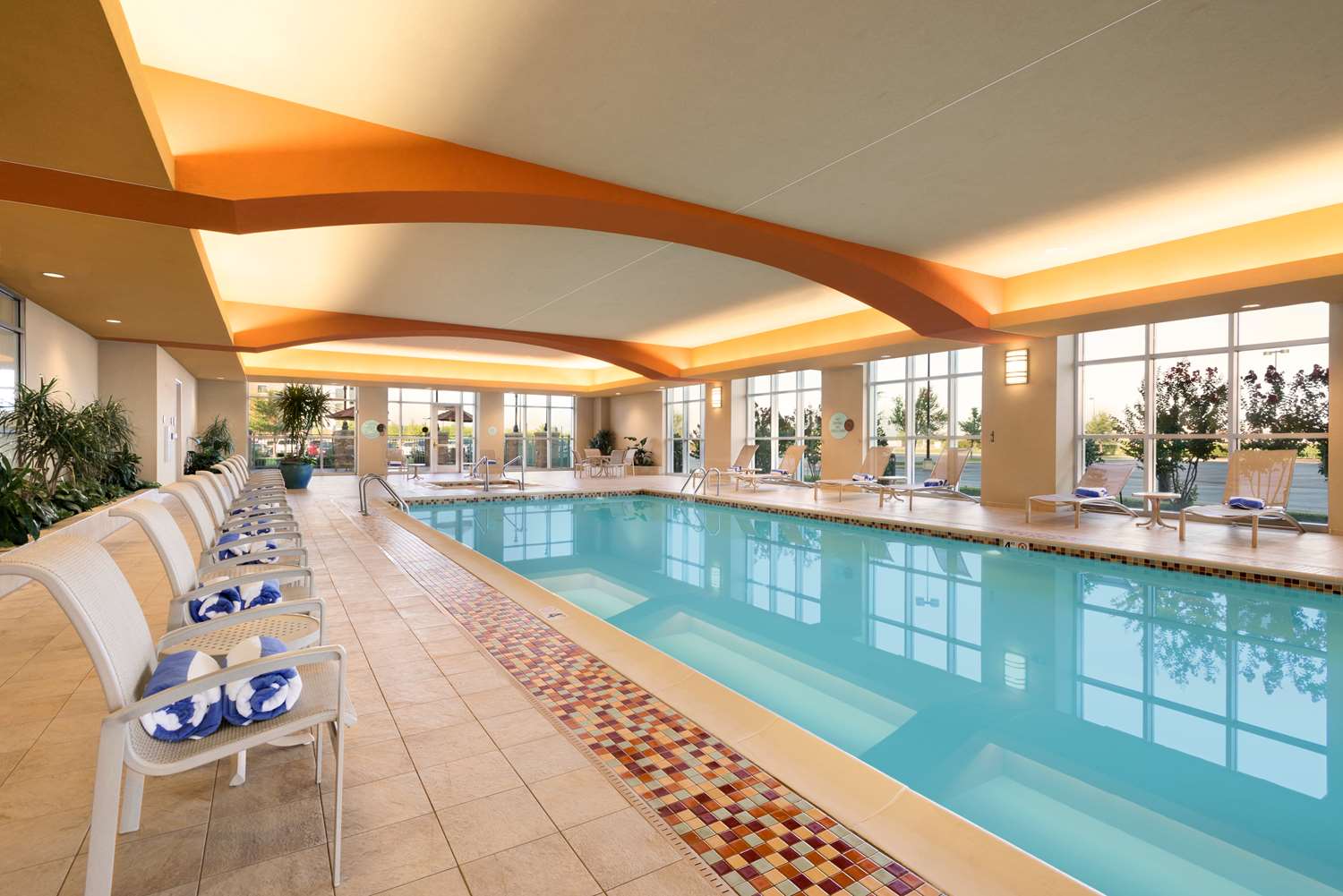 swimming pool spa