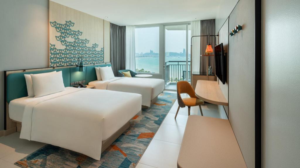 Standard, Twin Beds, Beach View, High Floor, Bay Tower