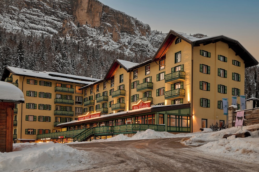 GRAND HOTEL MISURINA 5/87