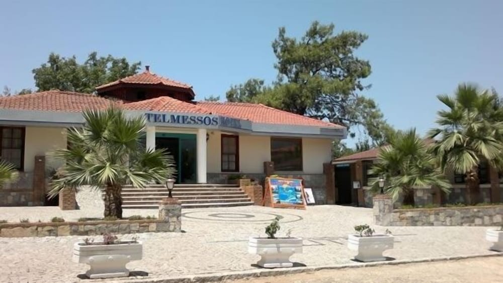 TELMESSOS HOTEL 55/58