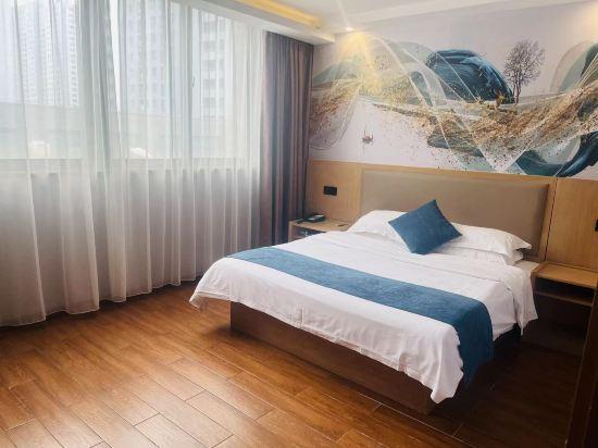 Room, Double Bed