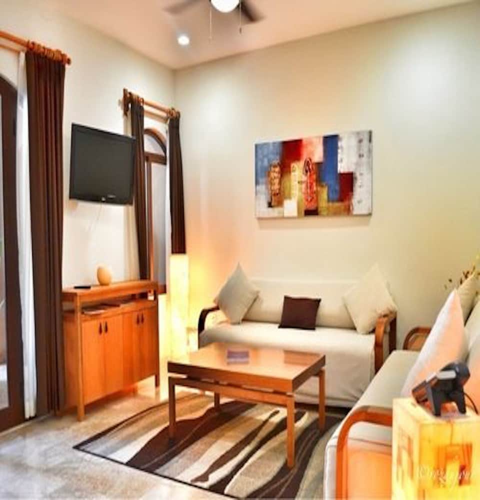 Acanto Playa del Carmen, Trademark Collection by Wyndham 30/45