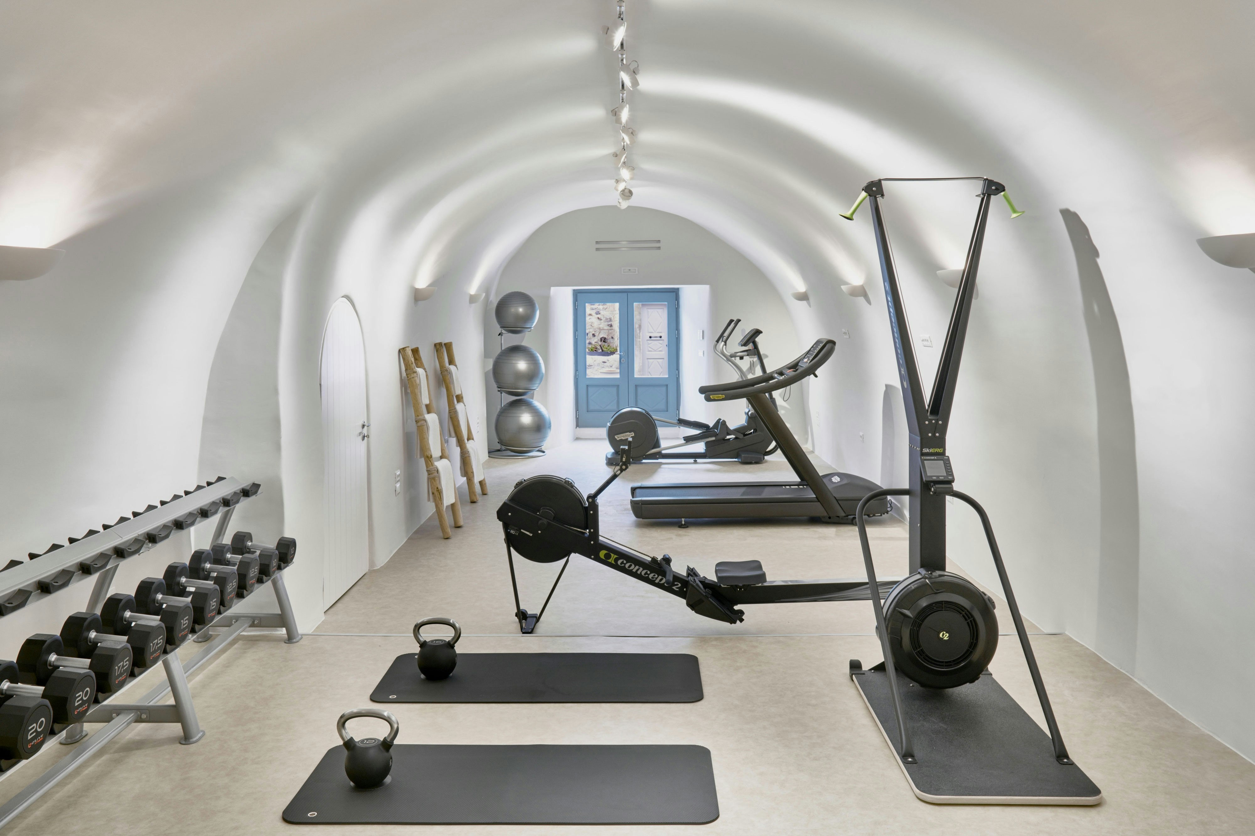 Vedema A Luxury Collection Resort Santorini 6/15