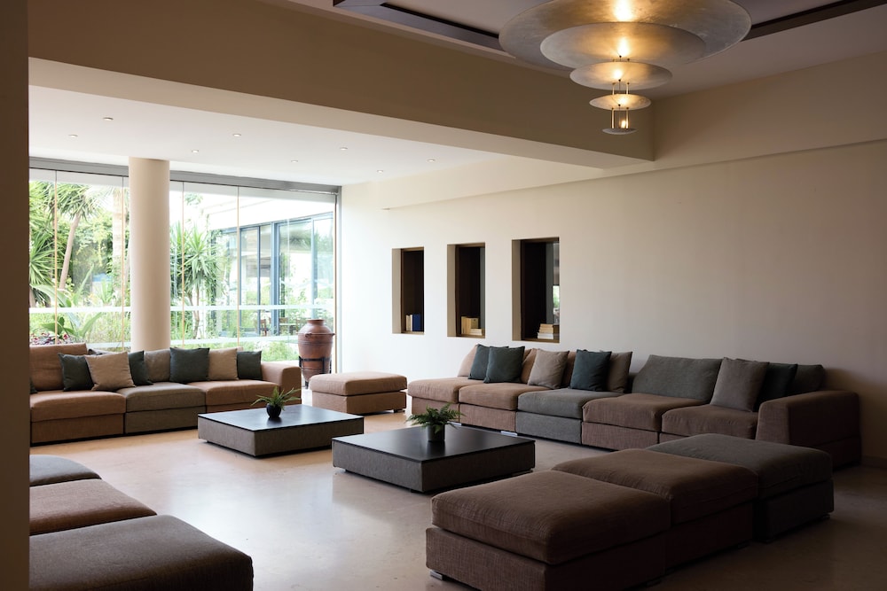 Blue Bay Beach Resort 52/61