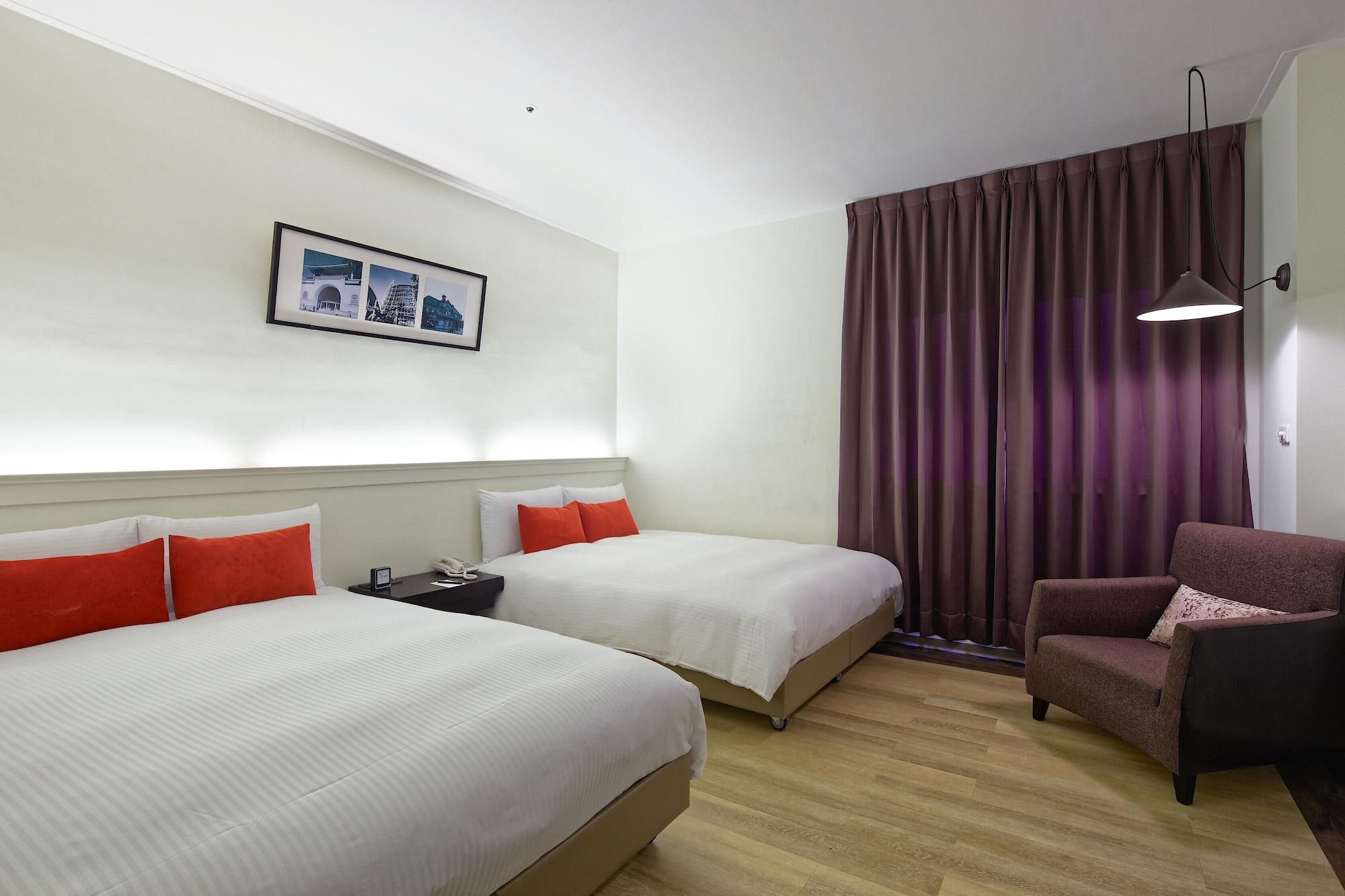 FAMILY, 2 DOUBLE BEDS