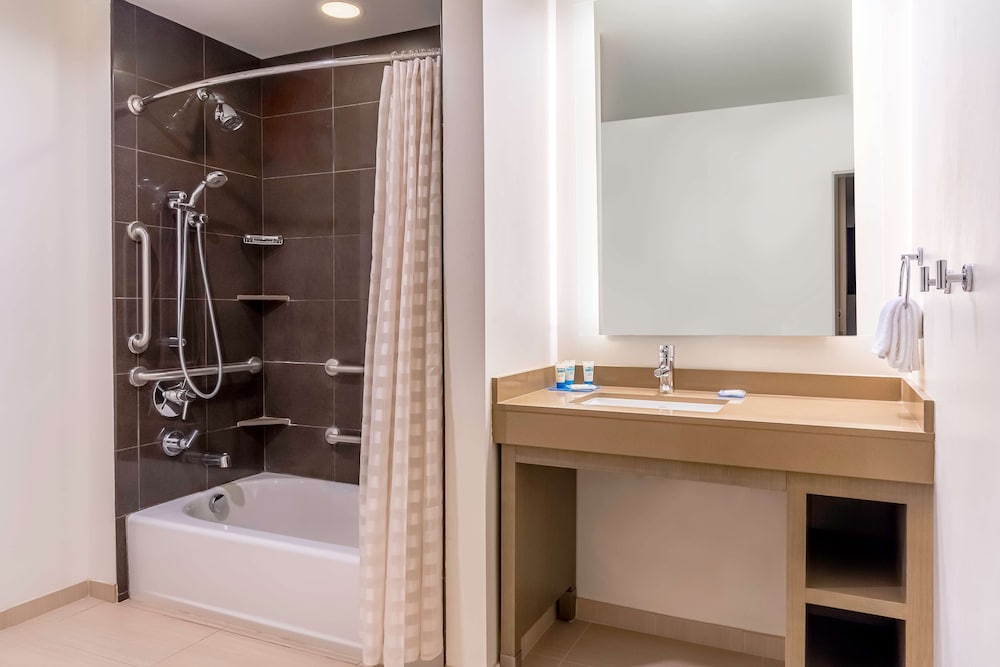 Hyatt House Salt Lake City Downtown 56/65