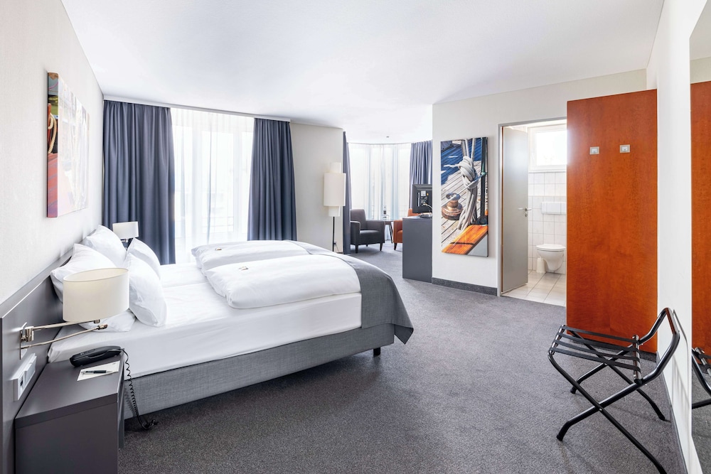 Atlantic Hotel Vegesack 12/41