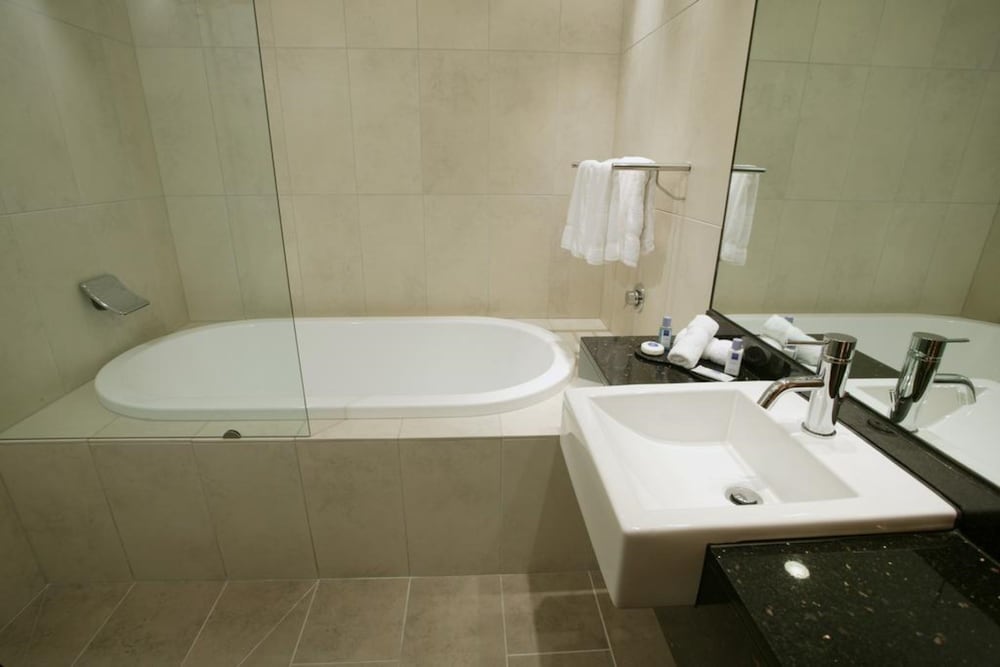 Brentwood Hotel 15/54