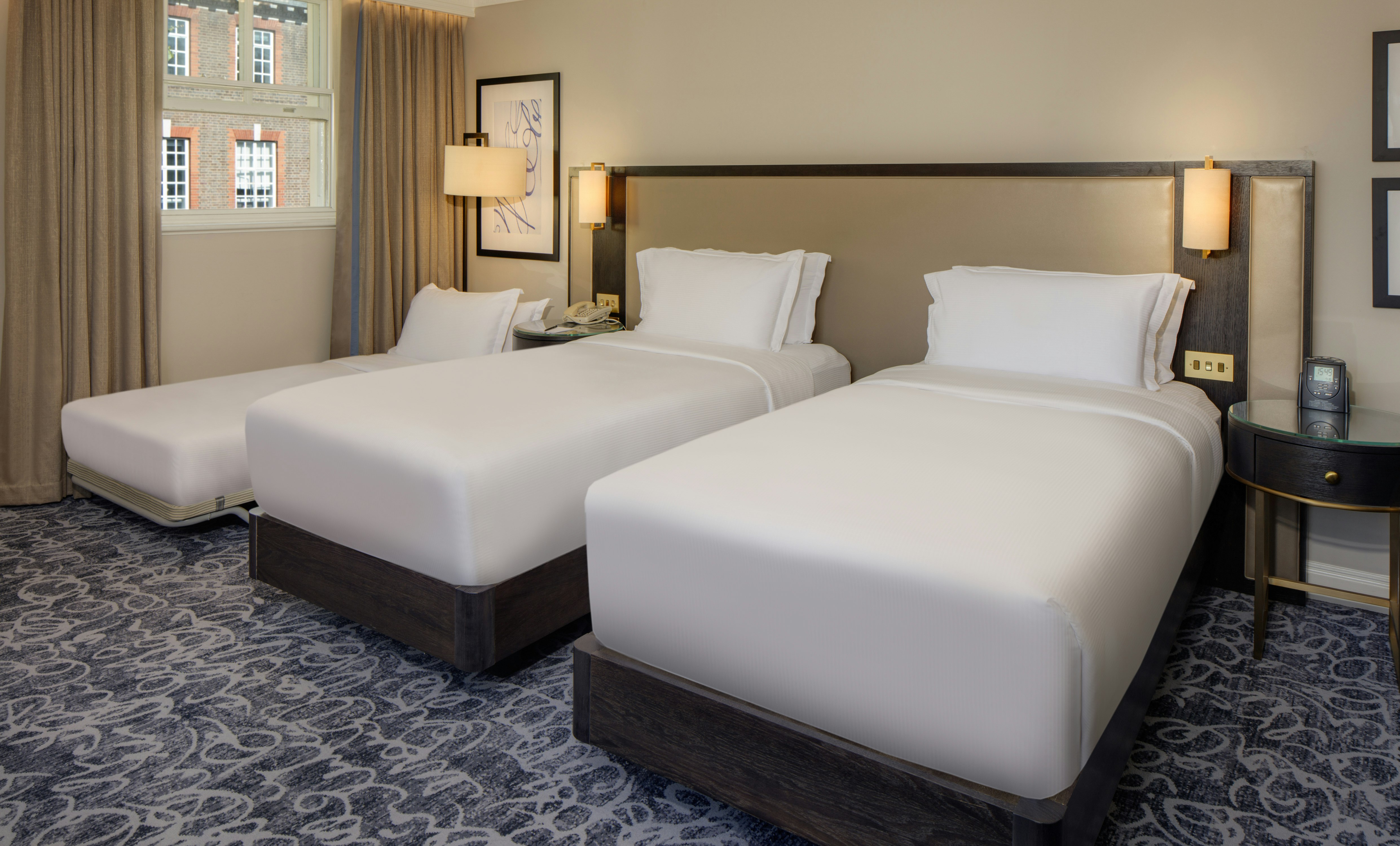 GUEST ROOM, TRIPLE