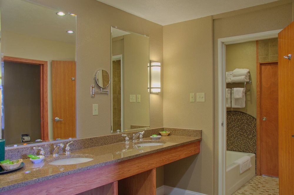 Fairmont Hot Springs Resort 20/54