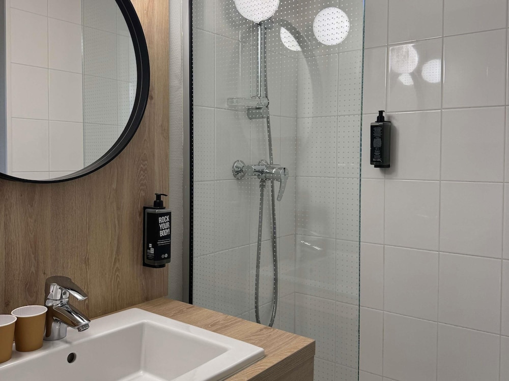 Ibis Limoges Centre 72/72