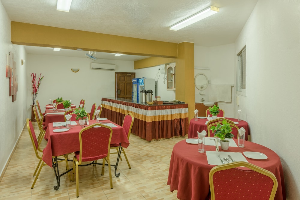 Hotel Raha Tower 51/58
