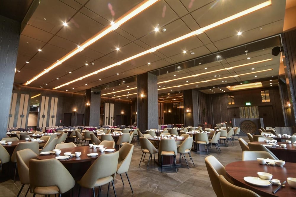 Lai Hotel 24/35
