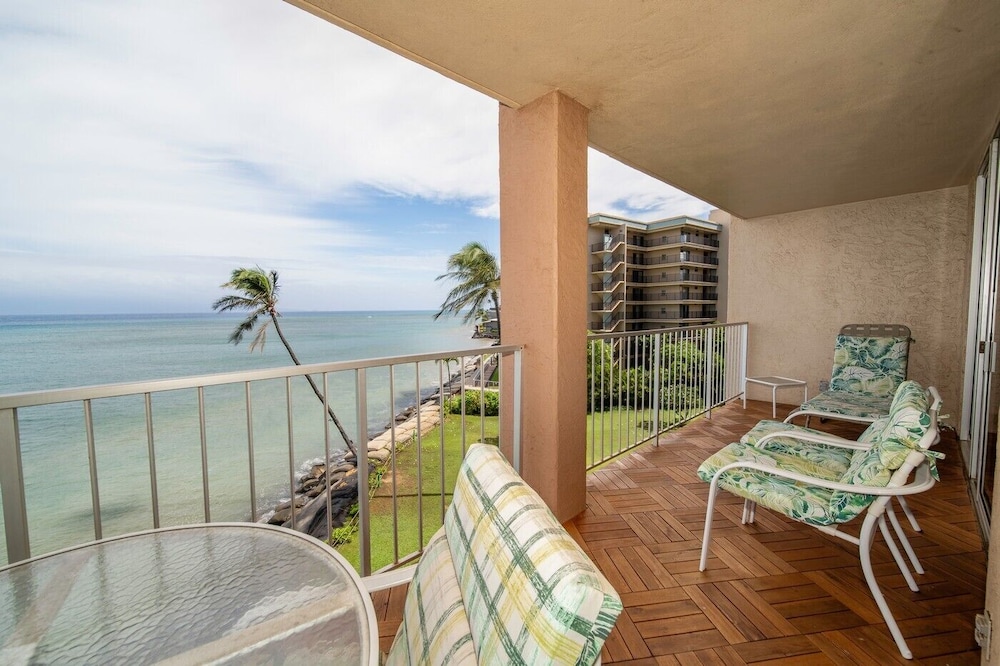 Royal Kahana Maui by OUTRIGGER 42/77